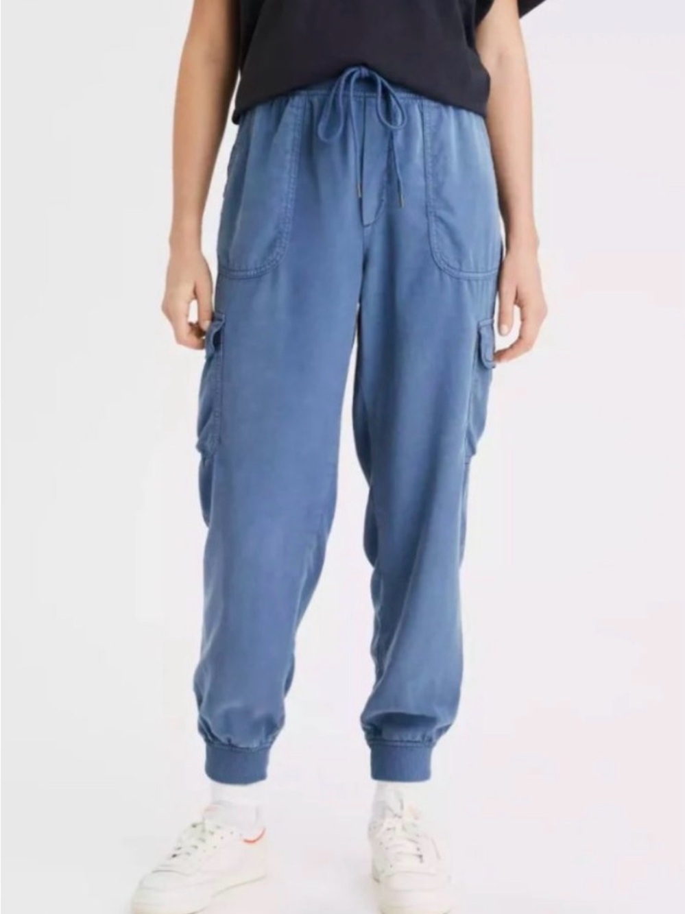 AE Blue High-Waisted Lounge Jogger - Medium